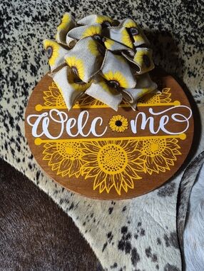 Sunflower 'Welcome' Wooden Wall Sign with Fabric Bow
